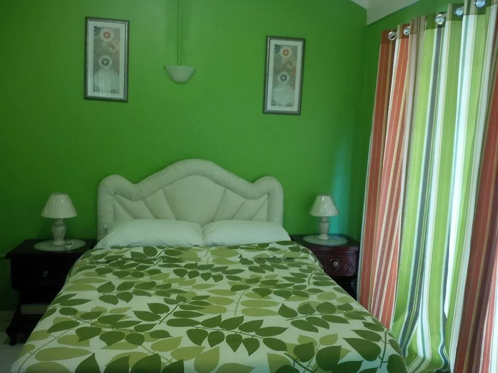 Pinnacle View Estate Colors Hideaway #1 & 2 Montego Bay