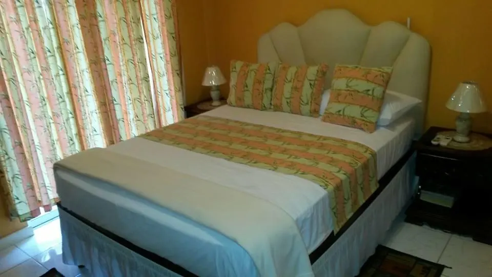 Pinnacle View Estate Colors Hideaway #1 & 2 Montego Bay 0*,