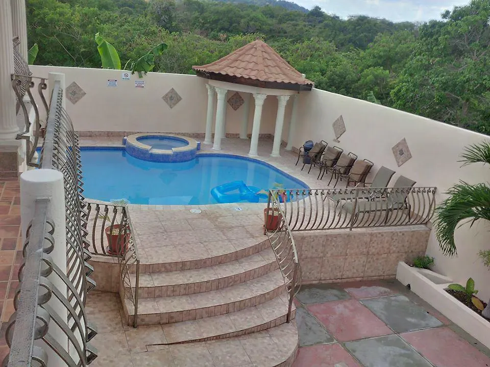 Villa Pinnacle View Estate Colors Hideaway #1 & 2 Montego Bay